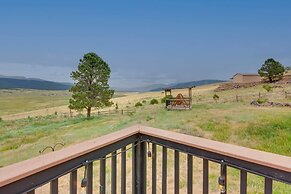 Angel Fire Home: Sangre de Cristo Mountains View!