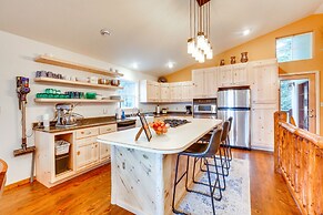 Cozy Angel Fire Vacation Rental: 4 Mi to Resort!