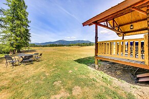 Cozy Farm Cabin - 9 Mi to Trout Creek!