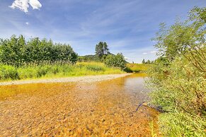Cozy Farm Cabin - 9 Mi to Trout Creek!