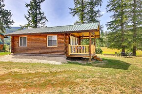 Cozy Farm Cabin - 9 Mi to Trout Creek!