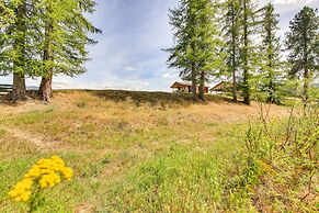 Cozy Farm Cabin - 9 Mi to Trout Creek!