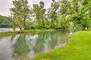 Waterfront Getaway w/ Patio on the White River!