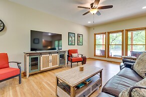 Waterfront Getaway w/ Patio on the White River!