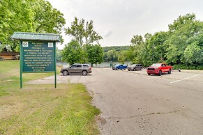 Waterfront Getaway w/ Patio on the White River!