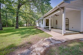 Cozy Cranfield Cottage ~ 2 Mi to Norfork Lake!