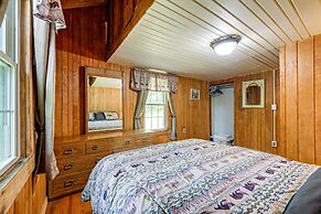 Historic Sapphire Cabin w/ Porch, Updated Interior