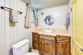 Historic Sapphire Cabin w/ Porch, Updated Interior