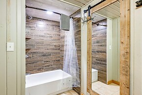 Historic Sapphire Cabin w/ Porch, Updated Interior