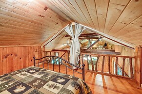 Historic Sapphire Cabin w/ Porch, Updated Interior