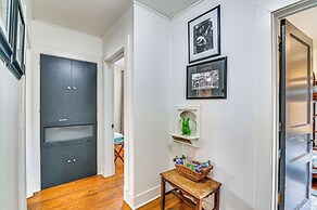 Charming Abode ~ 2 Mi to Mississippi State Campus!