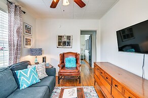 Charming Abode ~ 2 Mi to Mississippi State Campus!