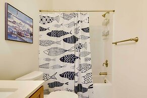 Ocean View Home w/ Kayaks ~ 2 Mi to Bethany Beach