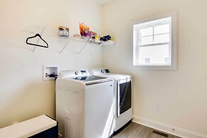 Ocean View Home w/ Kayaks ~ 2 Mi to Bethany Beach