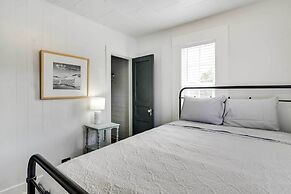 Cozy Starkville Apartment: Walk to Main Street!