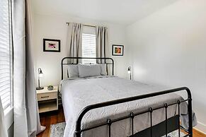 Cozy Starkville Apartment: Walk to Main Street!