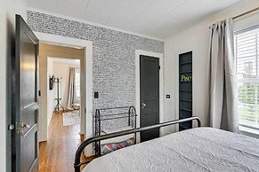 Cozy Starkville Apartment: Walk to Main Street!