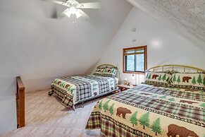 Pocono Lake Cabin - Walk to Arrowhead Lake!