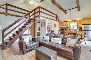 Pocono Lake Cabin - Walk to Arrowhead Lake!