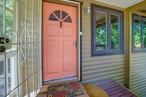 Strawberry Cabin Rental w/ Deck & Mountain Views!