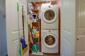 Strawberry Cabin Rental w/ Deck & Mountain Views!