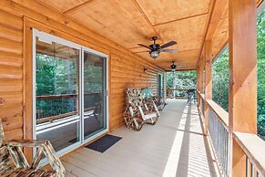 Private Murphy Cabin Rental With Wraparound Porch!