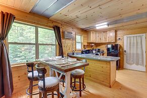 Remote Escape: Murphy Cozy Cabin in the Woods