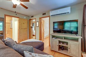 Remote Escape: Murphy Cozy Cabin in the Woods