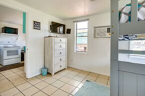 Bright Surfside Beach Home w/ Deck, Walk to Beach!