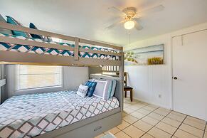 Bright Surfside Beach Home w/ Deck, Walk to Beach!