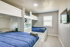 Oceanfront Deck: Surfside Beach Vacation Rental!