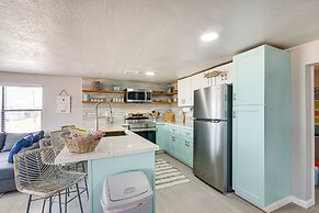 Oceanfront Deck: Surfside Beach Vacation Rental!