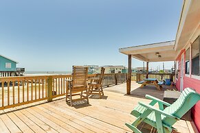Oceanfront Deck: Surfside Beach Vacation Rental!