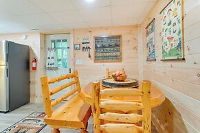 Secluded Murphy Vacation Rental w/ Private Hot Tub