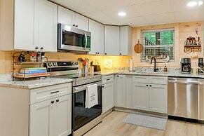 Secluded Murphy Vacation Rental w/ Private Hot Tub