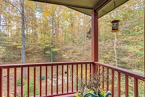 Quiet Murphy Hideaway w/ Decks & Outdoor Fireplace