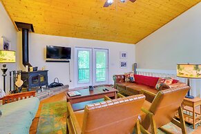 Quiet Murphy Hideaway w/ Decks & Outdoor Fireplace