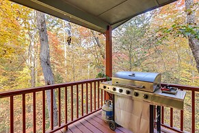 Quiet Murphy Hideaway w/ Decks & Outdoor Fireplace
