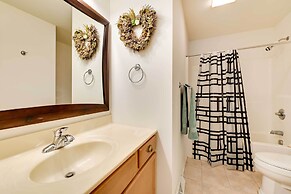 Woodsy Ballston Spa Home: 4 Mi to State Park!