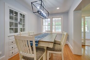 Cozy North Conway Retreat w/ Deck & Fire Pit!