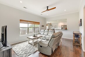 Inviting Granbury Home w/ Fire Pit: 3 Mi to Lake!