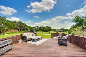 Inviting Granbury Home w/ Fire Pit: 3 Mi to Lake!