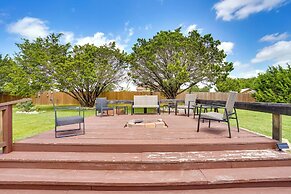 Inviting Granbury Home w/ Fire Pit: 3 Mi to Lake!