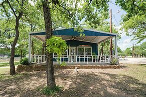 Yard, Dock & Boat Slip: Lake Bridgeport Cabin!