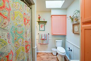 Yard, Dock & Boat Slip: Lake Bridgeport Cabin!