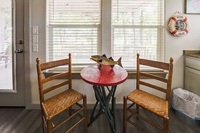 Yard, Dock & Boat Slip: Lake Bridgeport Cabin!