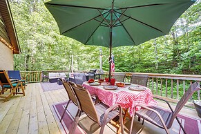 Fire Pit & Mtn Views: North Carolina Abode!