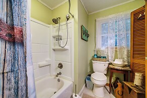 Fire Pit & Mtn Views: North Carolina Abode!