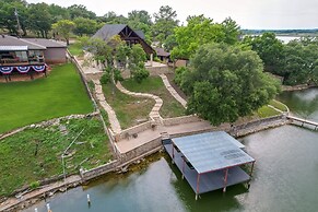 Spacious Lake Granbury Vacation Rental w/ Dock!