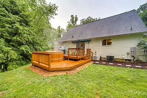 Arden Home w/ Private Hot Tub ~ 17 Mi to Asheville